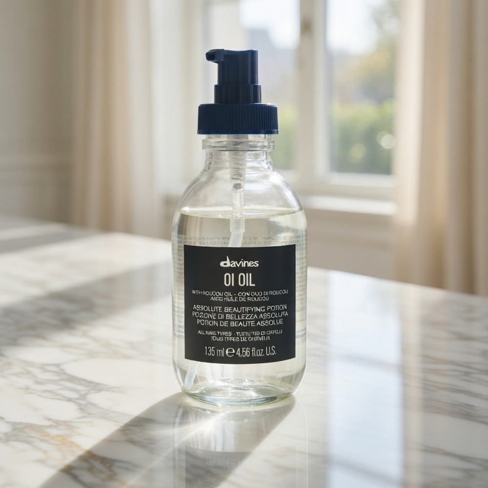 Davines OI Oil - Clear Bottle with Dark Blue Pump